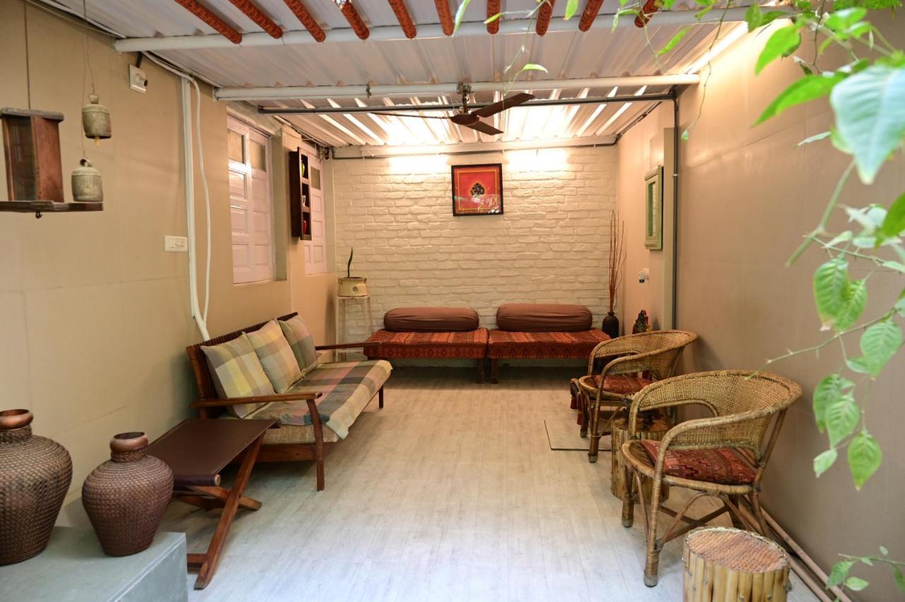 Srinekatan Heritage Villa Homestay Ahmedabad Buitenkant foto