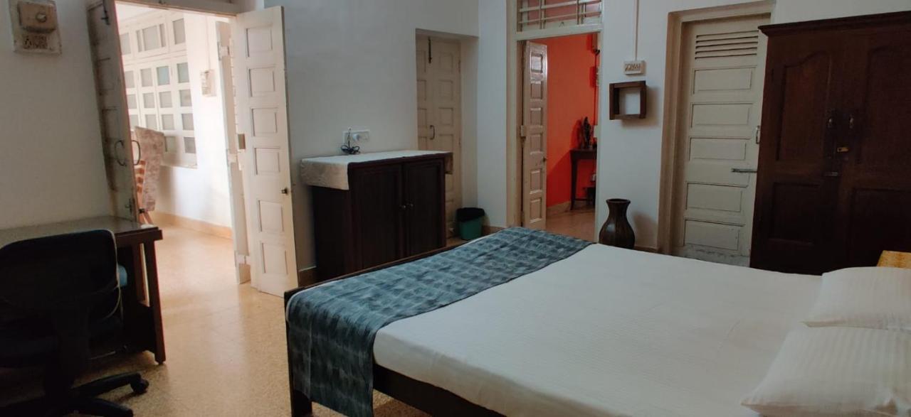 Srinekatan Heritage Villa Homestay Ahmedabad Buitenkant foto