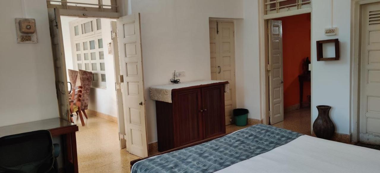 Srinekatan Heritage Villa Homestay Ahmedabad Buitenkant foto