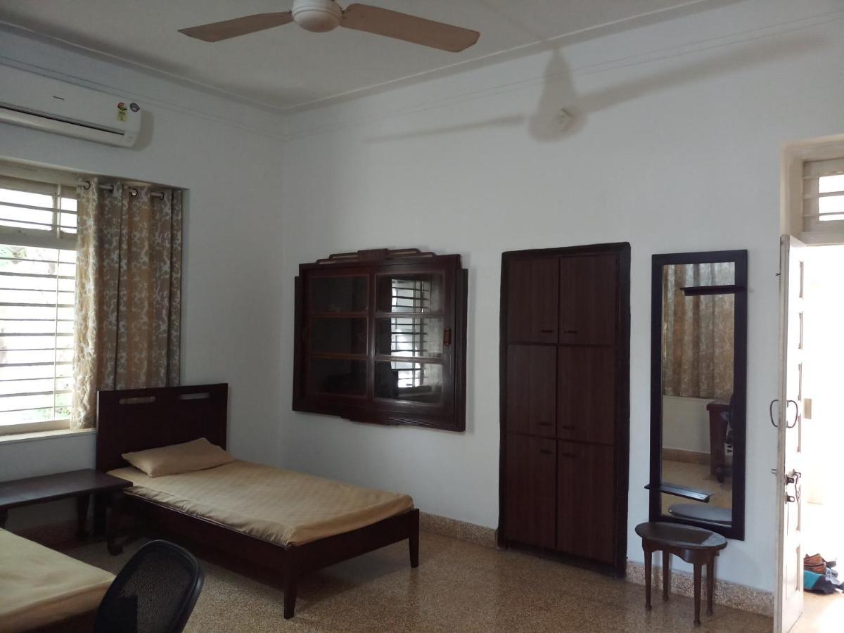 Srinekatan Heritage Villa Homestay Ahmedabad Buitenkant foto