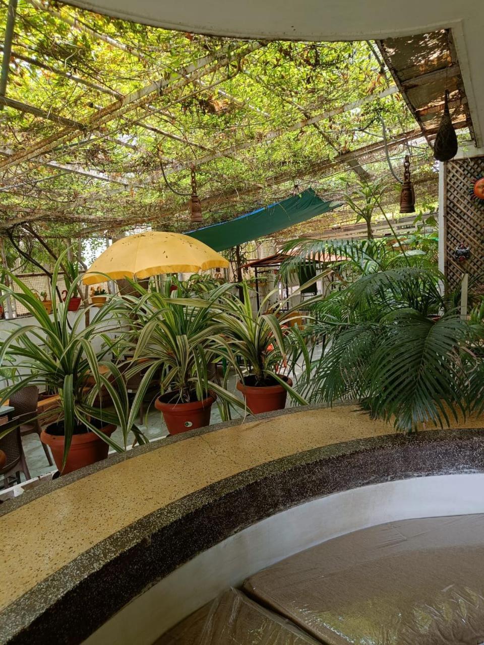 Srinekatan Heritage Villa Homestay Ahmedabad Buitenkant foto