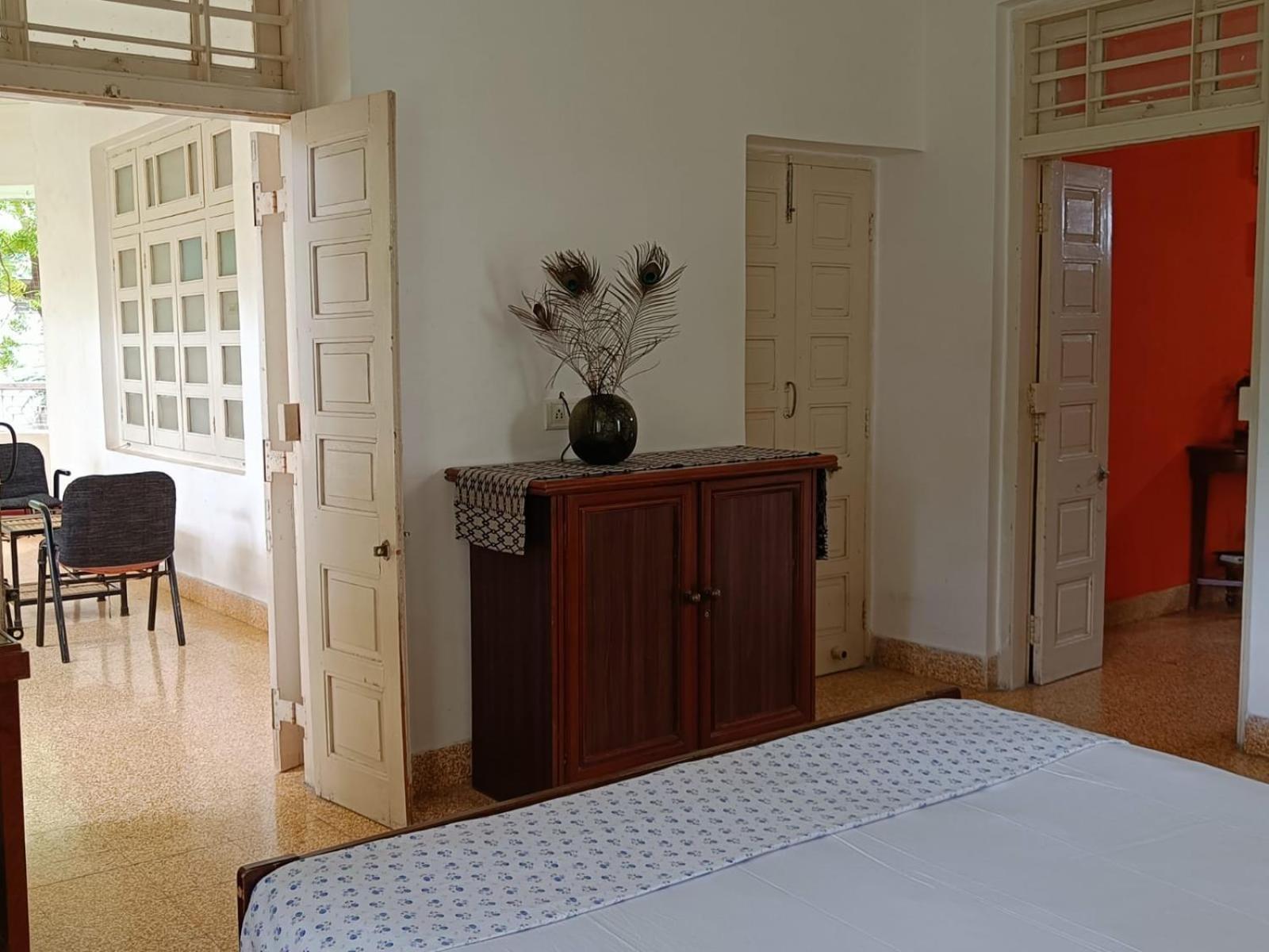 Srinekatan Heritage Villa Homestay Ahmedabad Buitenkant foto